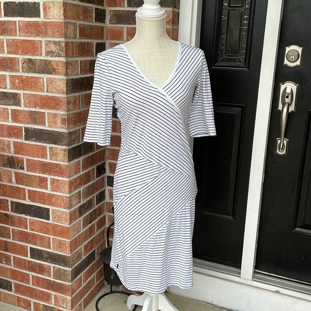 LOLE UPF 50+ Stretch T-Shirt Striped Dress